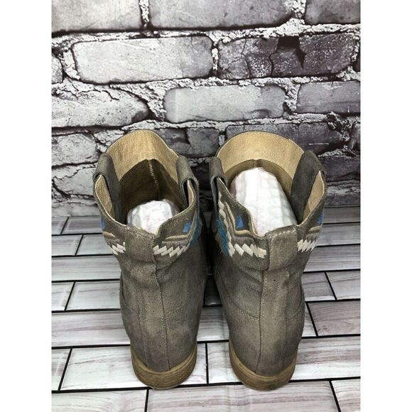 Anthropologie Howsty Gray Suede Western Heel Ankle Boots Women’s Sz 39EU/8.5M US - Picture 6 of 16